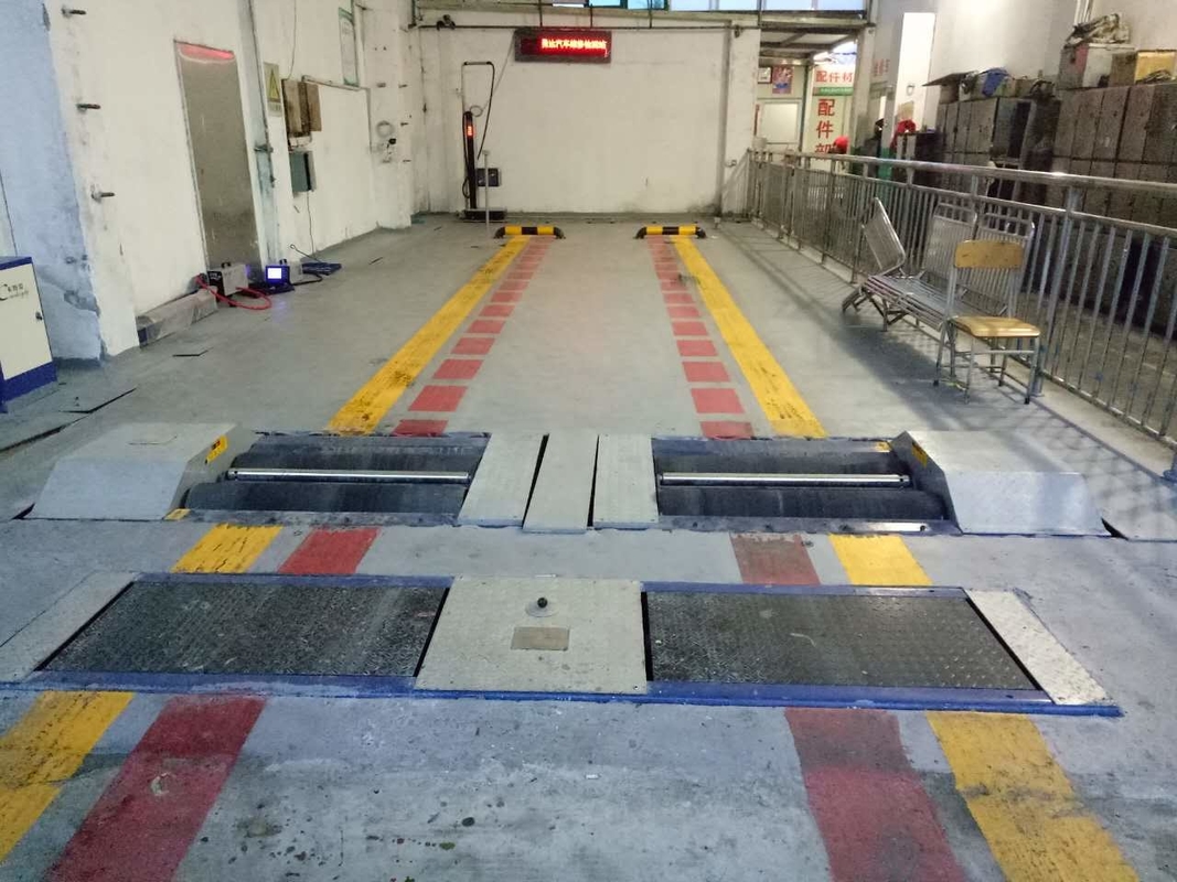Deux testeurs CT-EWR Installation d'inspection des véhicules automobiles de niveau 2 Ligne d'essai de maintenance et de sécurité