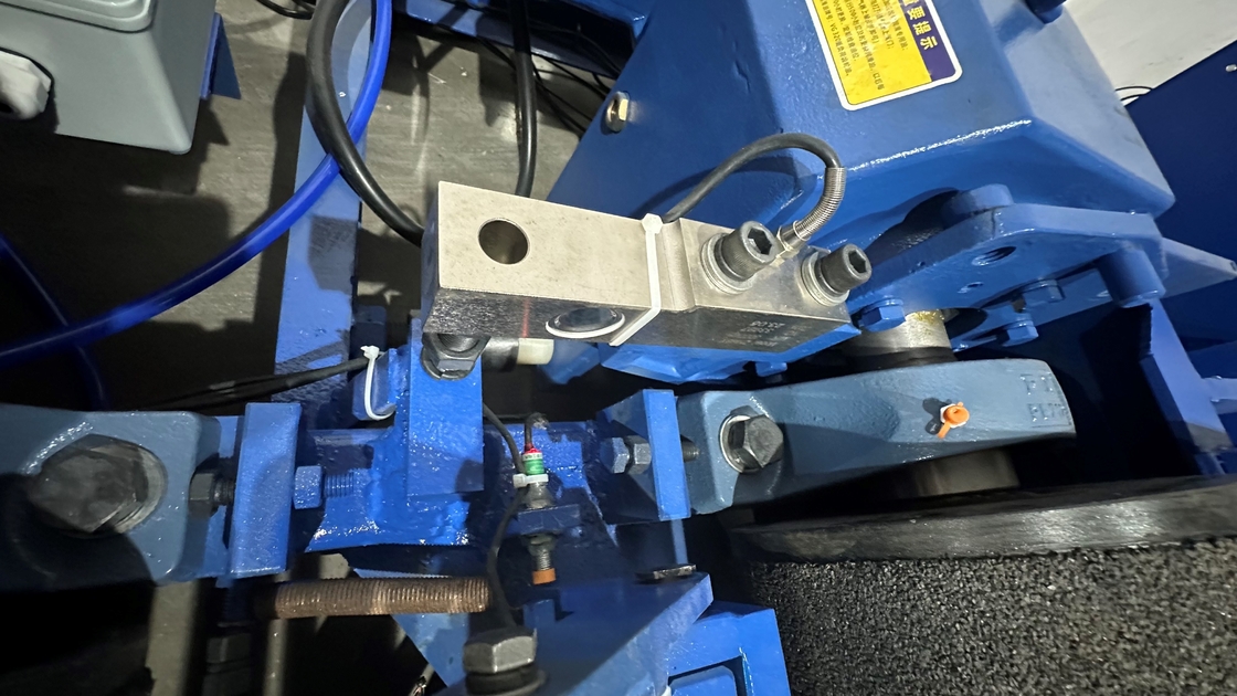 Testeur de freinage à rouleaux à forces opposées Testeur de freinage à rouleaux à freinage mobile avec charge d'essieu CTFZ-15B