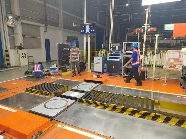 CTZJ-15 Camions Véhicule Angle de direction Testeur de charge 15T avec instrument de commande LCD avec écran tactile