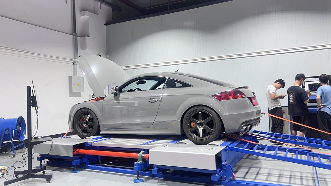 CTDCG-3-4WD  Banc d'essai de véhicule 4x4, dynamomètre de châssis, machine à chevaux, un courant de Foucault 1000 ch, un rouleau libre