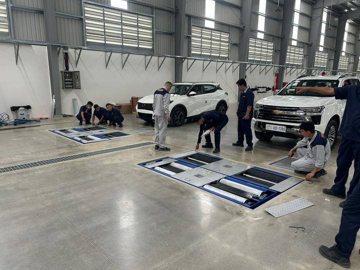 Cartesy marque CTGT-3-3C Roller Trinity ligne d'essai de véhicule testeur de frein à rouleaux avec charge par essieu testeur de glissement latéral à plaque unique pour véhicules légers