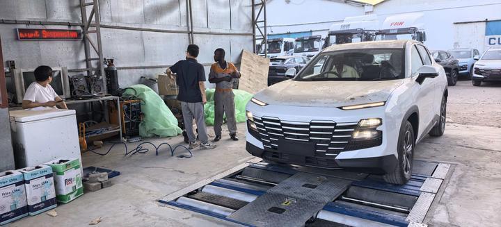 Testeur de frein à rouleaux 5 en 1 de marque Cartesy Kenya avec 4000 kg Testeur de suspension du vitomètre à glissement latéral de charge d'essieu