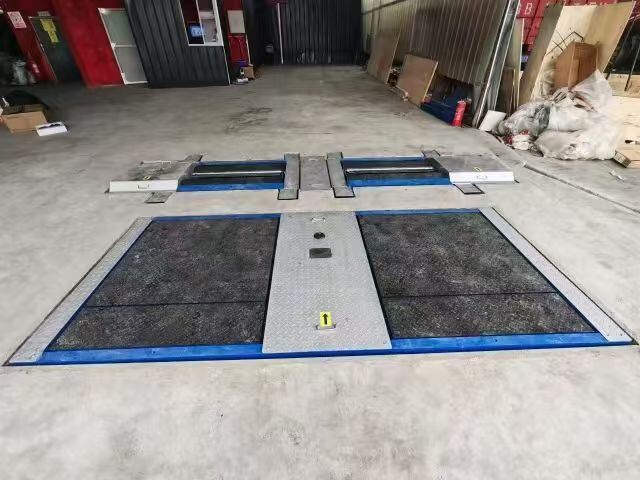 Ligne d'essai du camion cartesy pour atelier de réparation Testeur de frein à rouleaux automobile Forces avec chargement d'essieu Testeur de glissement latéral à double plaque 10T capacité