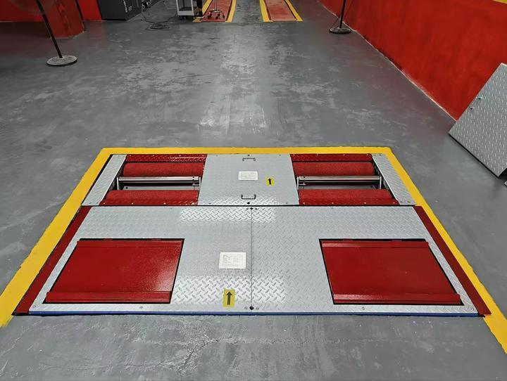 CTGT-3-4 Ligne d'essai du véhicule à rouleaux 4 en 1 Testeur de frein à rouleaux avec charge d'essieu Testeur de glissement latéral à plaque unique Testeur d'absorption et d'amortissement des chocs par suspension