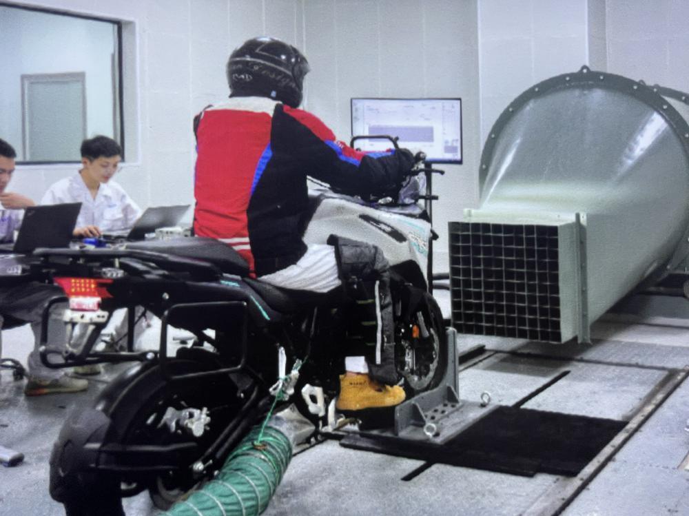 2 roues Motocycle Chassis testeur de dynamomètre testeur de vitesse testeur de frein à rouleaux testeur de frein à rouleaux banc d'essai intégré