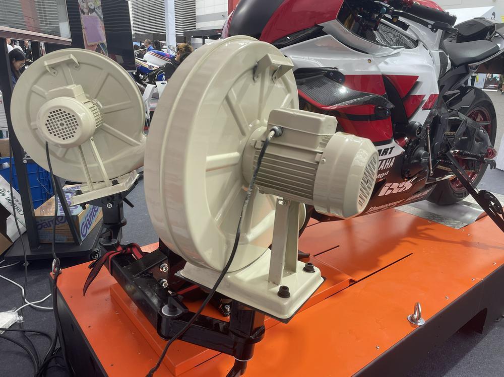2 roues Motocycle Chassis testeur de dynamomètre testeur de vitesse testeur de frein à rouleaux testeur de frein à rouleaux banc d'essai intégré